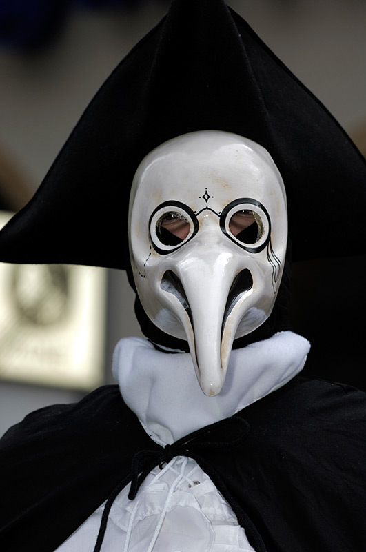 venezianische-maske-medico-della-peste.jpg