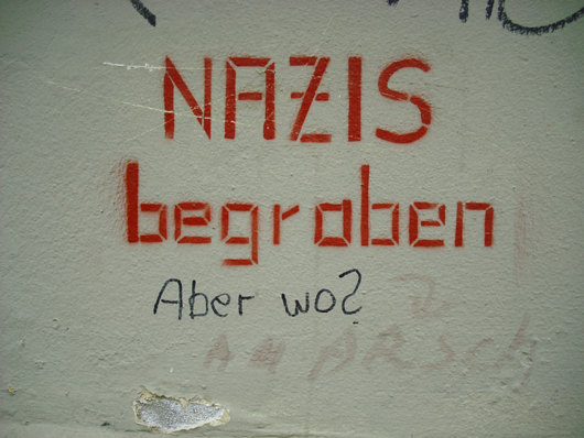 nazis_begraben_aber_wo.jpg
