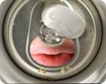 Lips-from-inside-soda-can.jpg