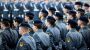 Bundeswehr: Verteidigungsministerium will offenbar 825 Millionen Euro für Ausgehuniformen ausgeben - DER SPIEGEL