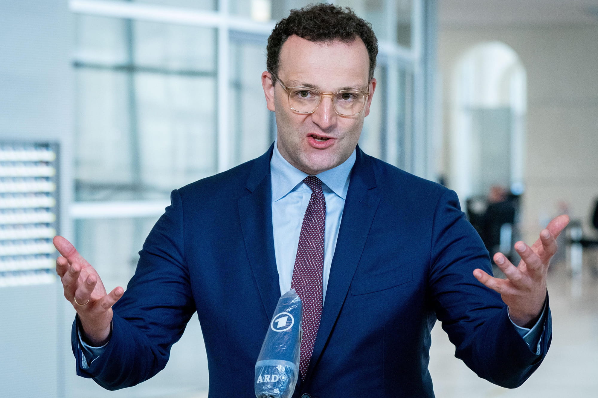 jens-spahn-min.jpg