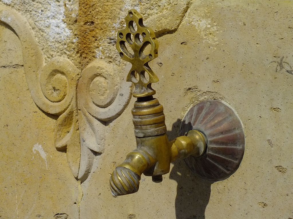 wasserhahn.jpg