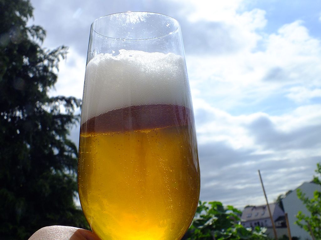 bier-glas_himmel.jpg
