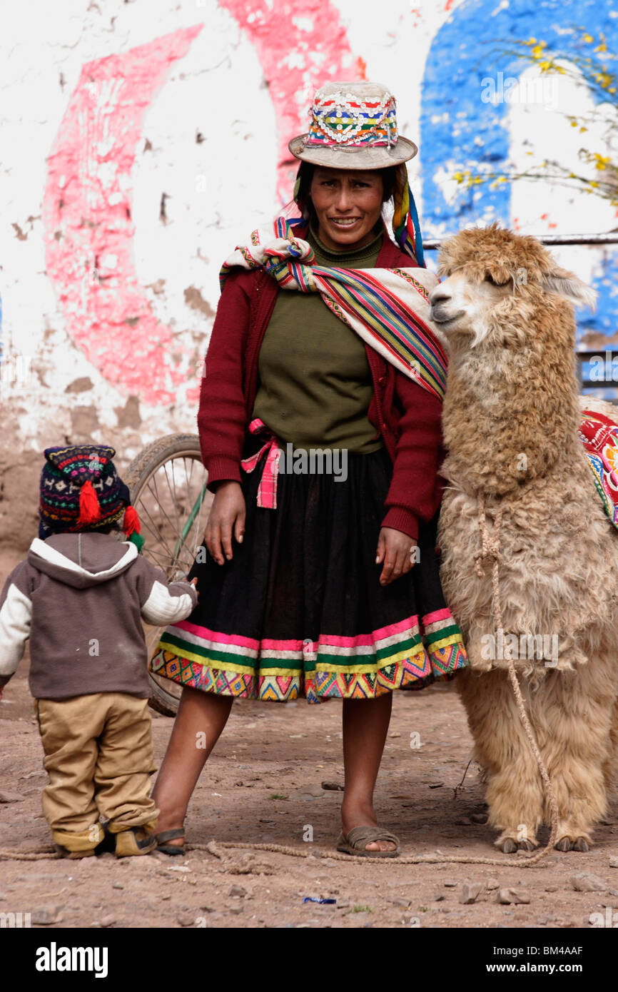 quechua-indian-mother-child-and-alpaca-sacred-....jpg