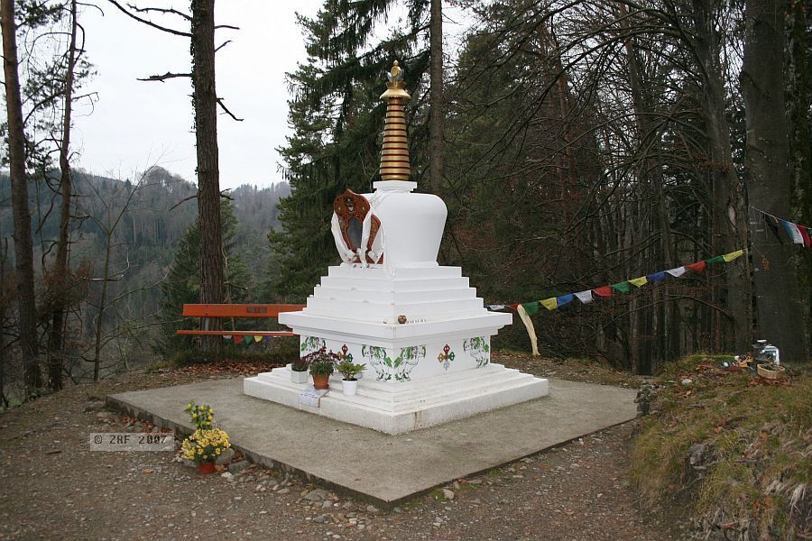 rikon-stupa.jpg