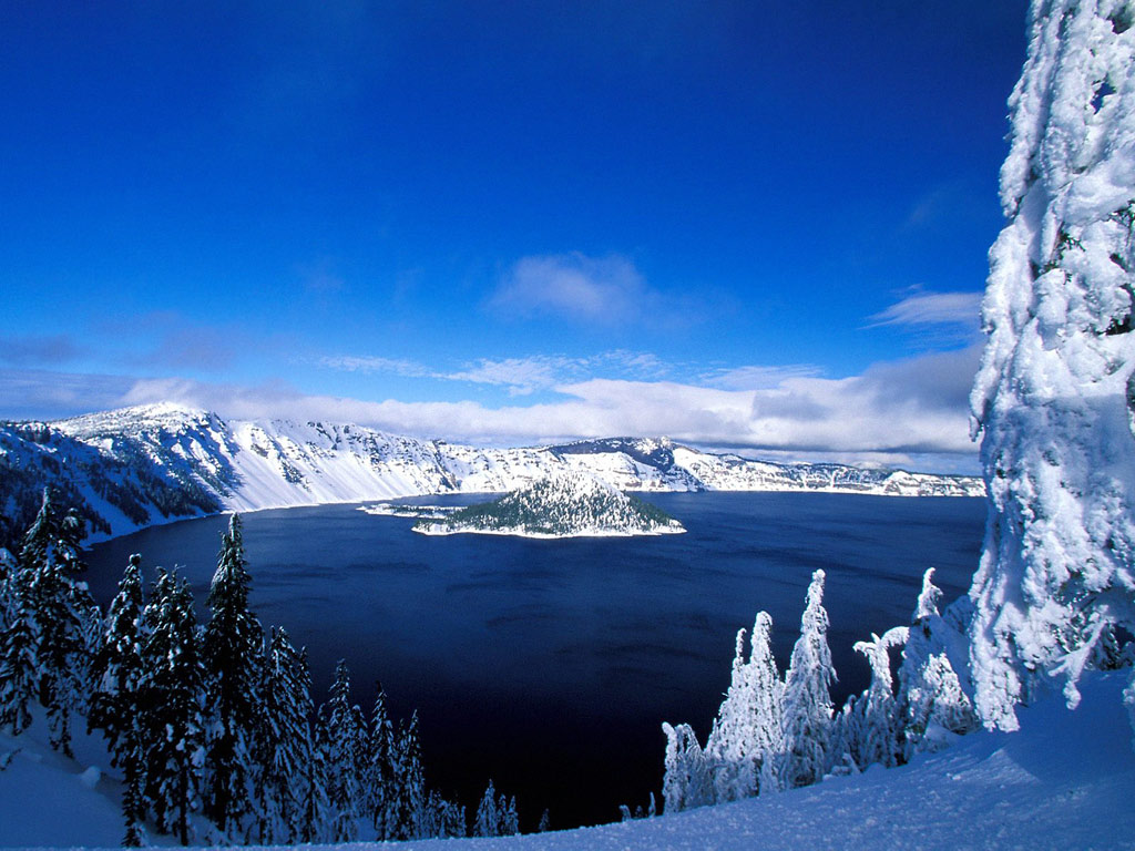 crater_lake_in_winter_2c_crater_lake_national_....jpg