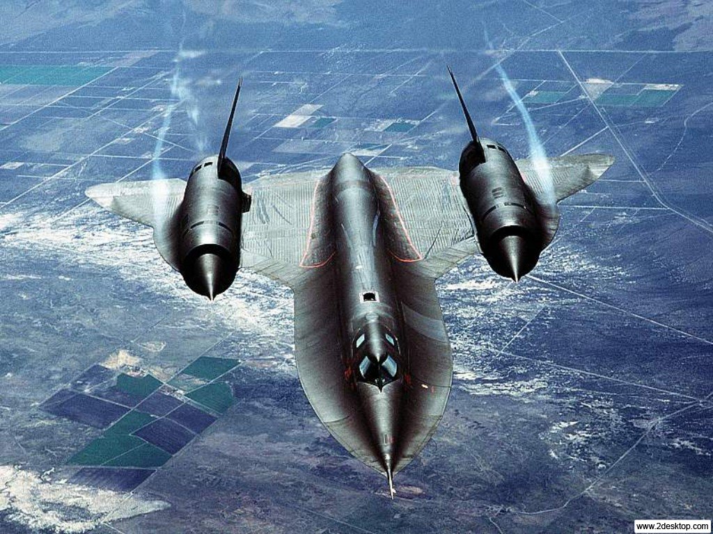 sr71_slicing_through_the_air_1977_1024_768.jpg