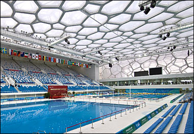 schwimmhalle-2-380.jpg