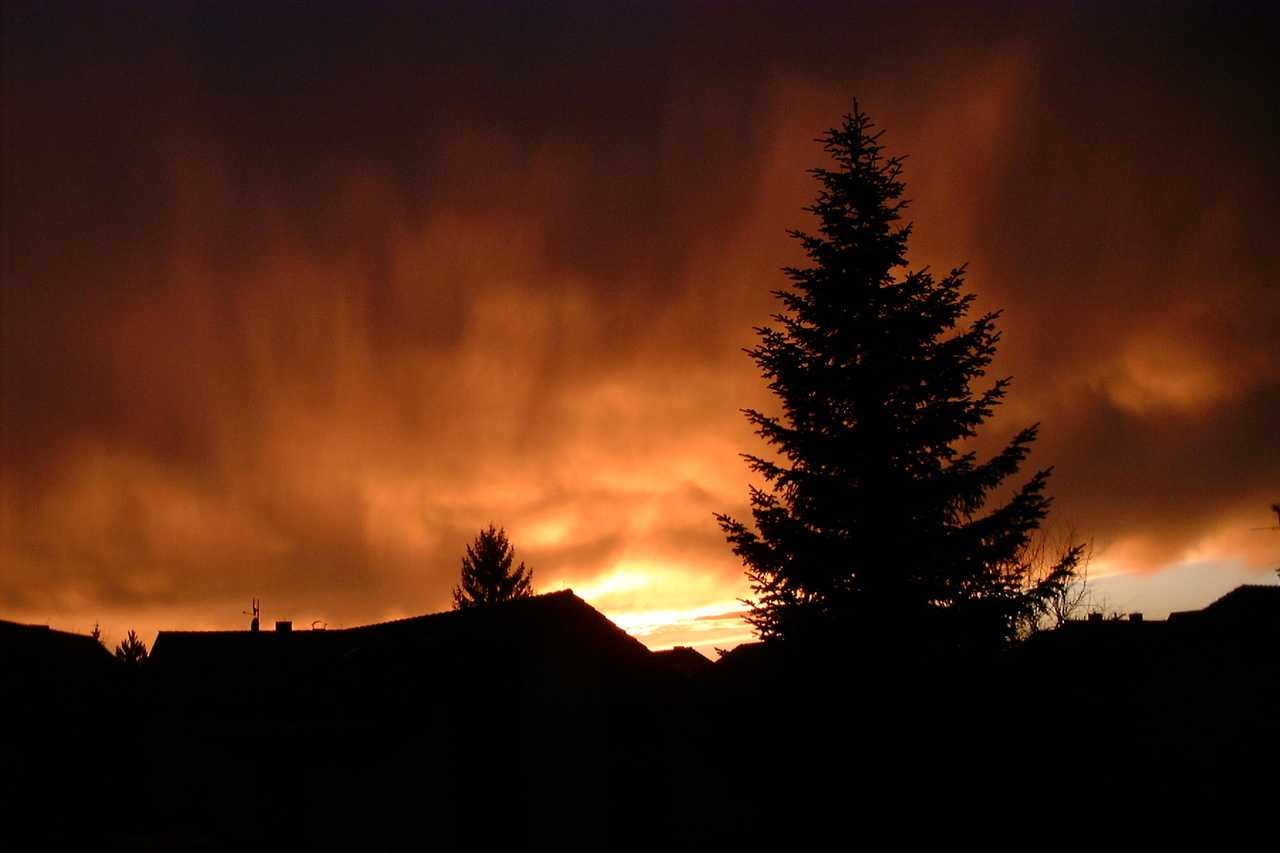 epp_clouds1280_1024.jpg