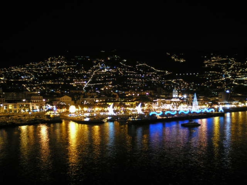 madeira_bei_nacht_und_vor_weihnachten_am_3....jpg