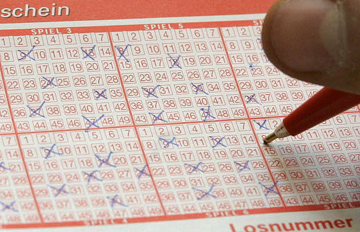 lotto_reu726.jpg