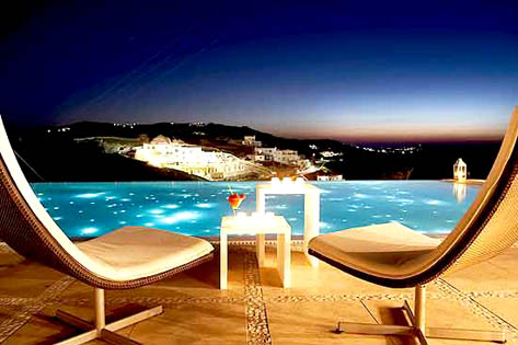 biil-and-coo-suites-and-loung.jpg