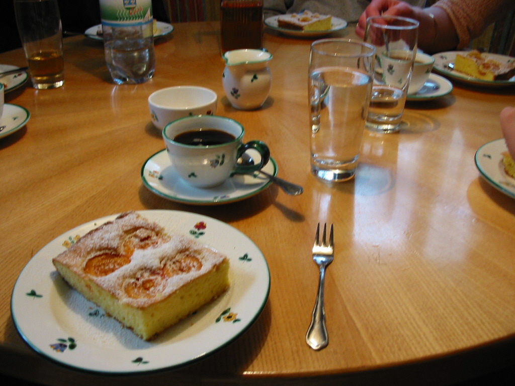 kaffeemitkuchen.jpg