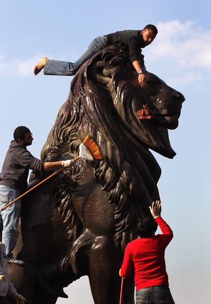 tahrir2011.jpg