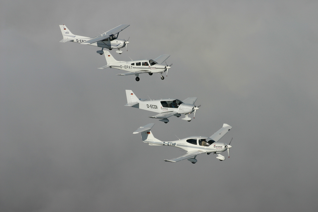 formation_flight_2003.jpg