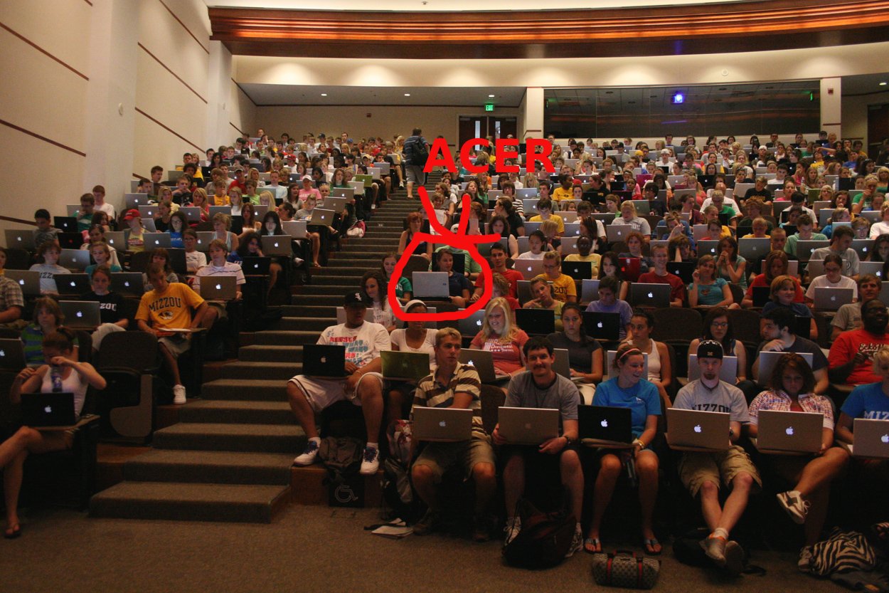 acer_apple_mac_laptops_auditorium.jpg