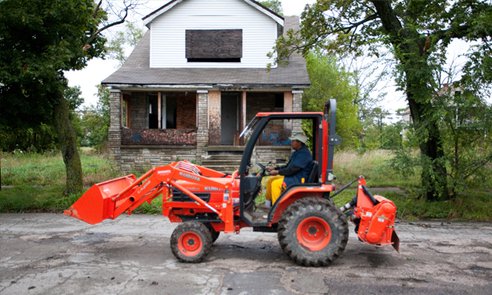 growing-joy-gardens-in-detroit-mi.jpg