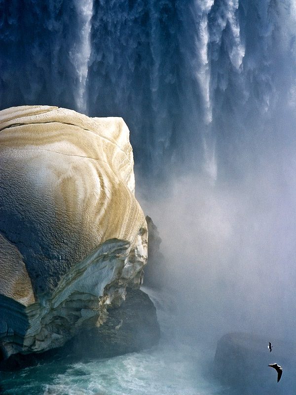 crw_7249_niagara.jpg