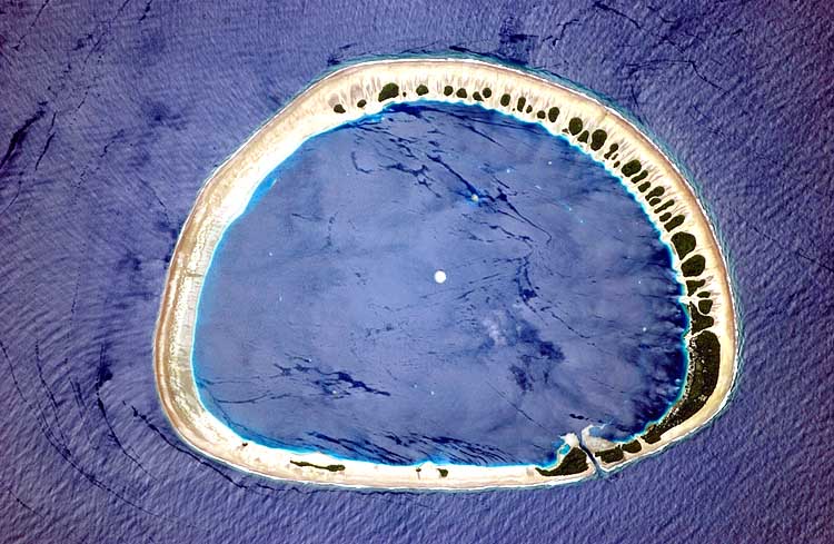 Nukuoro_Atoll.jpg