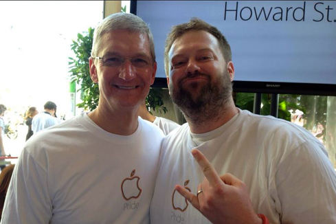 tim_cook.jpg