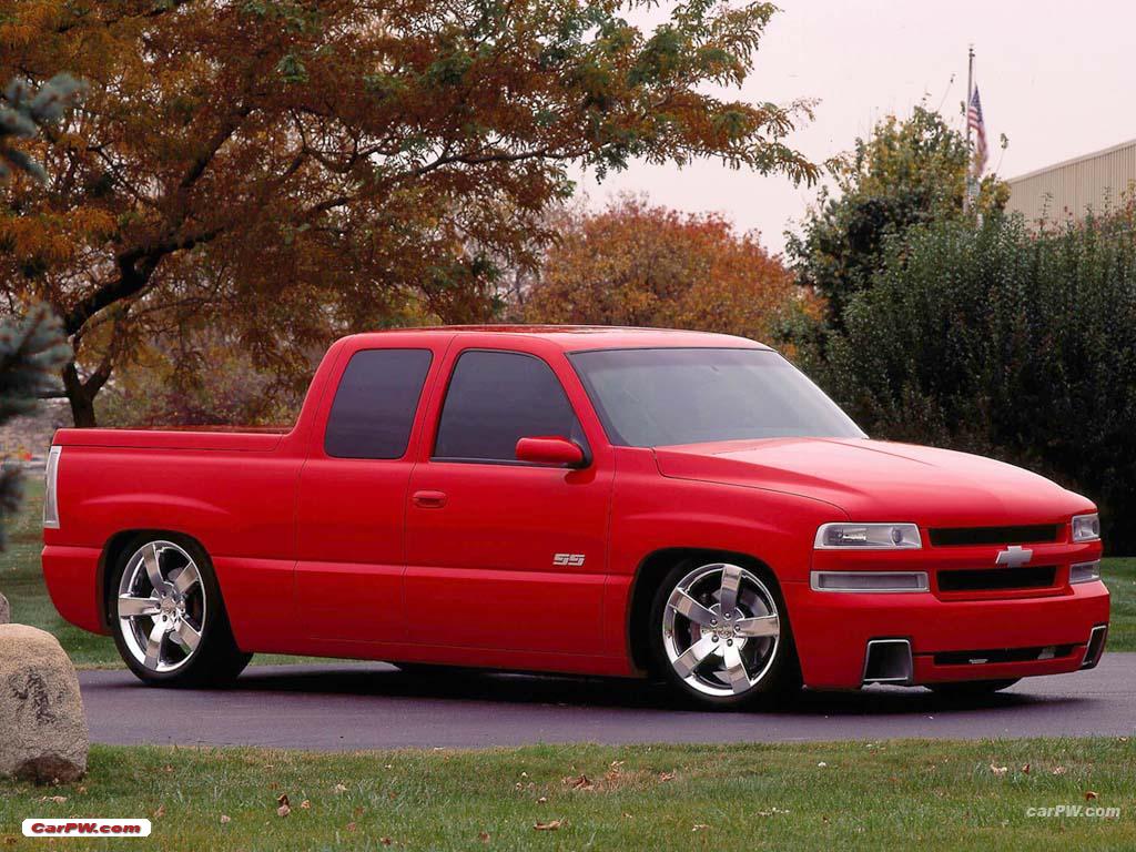 Silverado_SS_Conc_2000_1.jpg