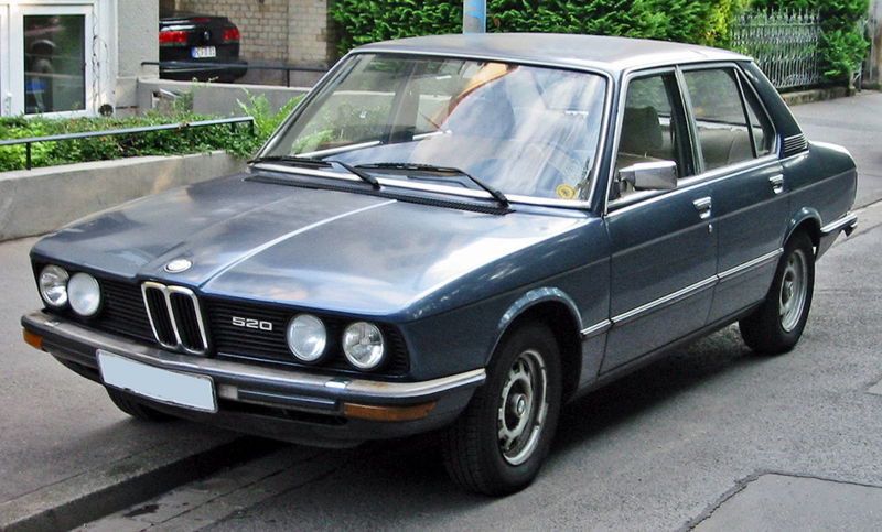 800px-Bmw_e12_2_v_sst.jpg