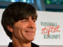 Löw: Mit einem Lächeln nach Brasilien - Nationalelf - kicker online