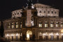 News - Semperoper zeigt Flagge - Semperoper Dresden