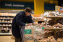 Putin Lets Russian Consumers Feel Pain as Economy Succumbs - Bloomberg Business